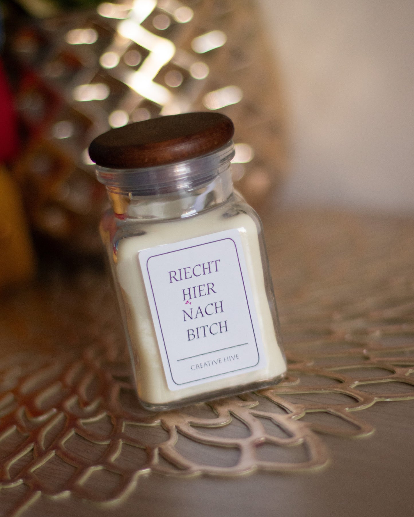 REICHT HIER NACH BITCH